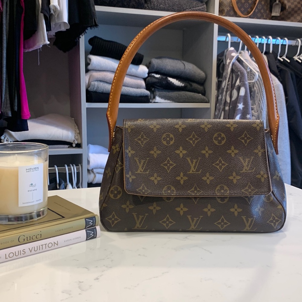 LV hand bag. Great condition